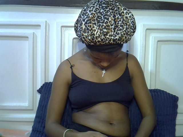 Afrikab1 live cam on BongaCams