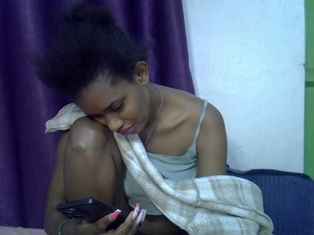 Afrikab1 live cam on BongaCams