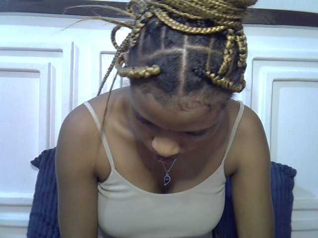 Afrikab1 live cam on BongaCams