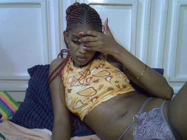 Afrikab1 live cam on BongaCams