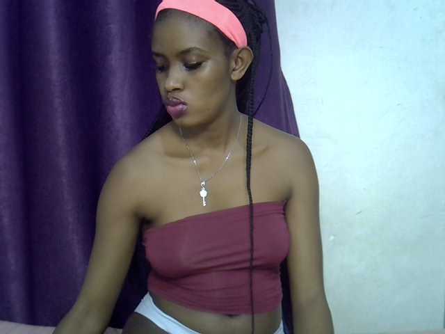 Afrikab1 live cam on BongaCams