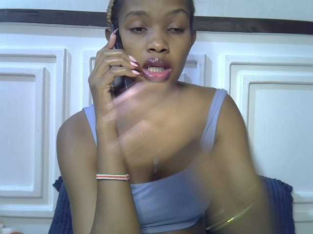 Afrikab1 live cam on BongaCams