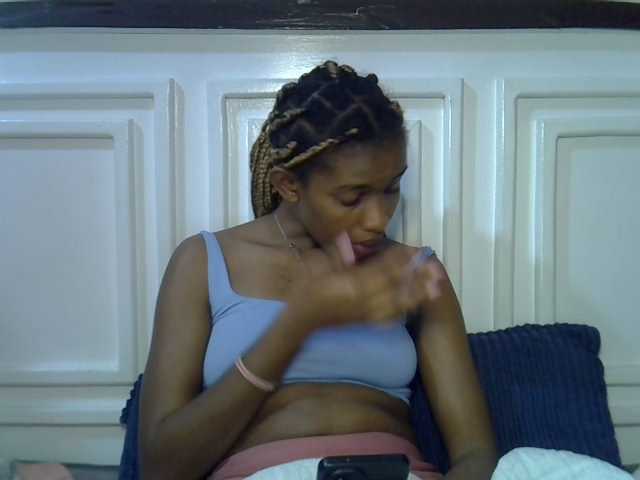 Afrikab1 live cam on BongaCams