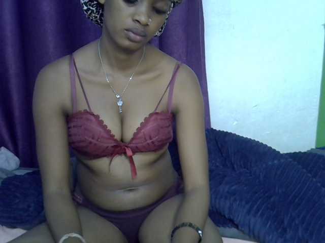 Afrikab1 live cam on BongaCams
