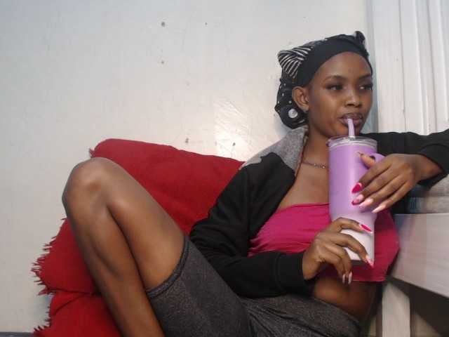 Afrikab1 live cam on BongaCams