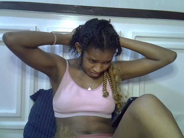 Afrikab1 live cam on BongaCams