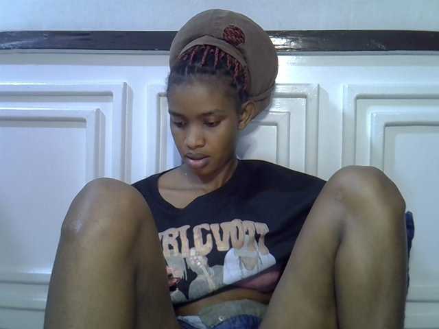 Afrikab1 live cam on BongaCams