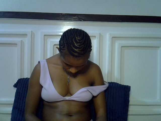 Afrikab1 live cam on BongaCams