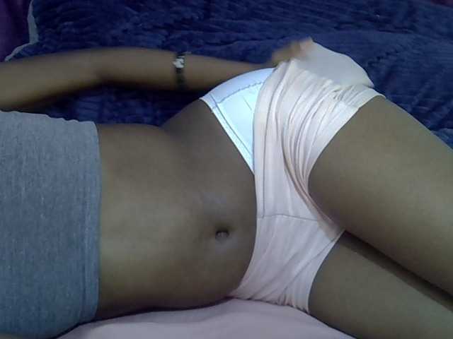 Afrikab1 live cam on BongaCams