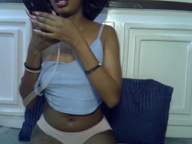 Afrikab1 live cam on BongaCams