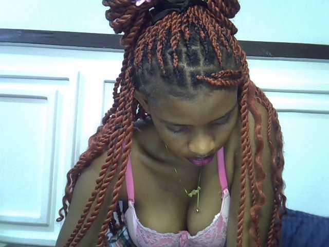 Afrikab1 live cam on BongaCams