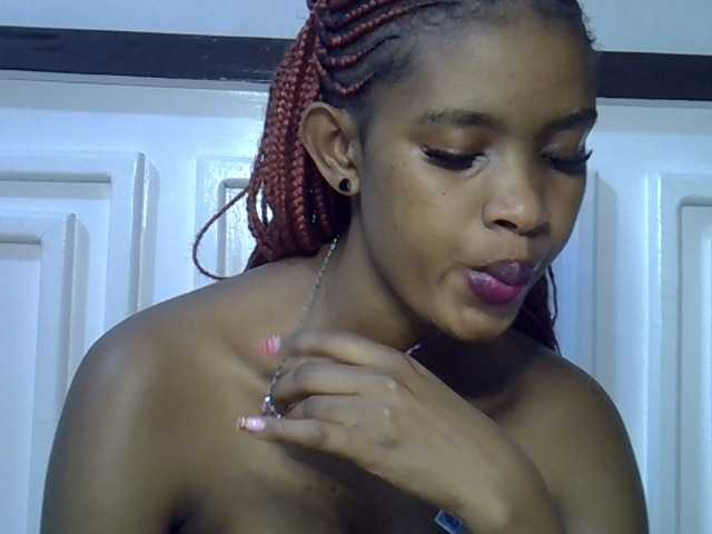 Afrikab1 live cam on BongaCams