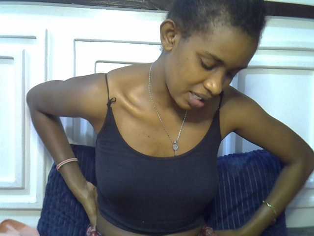 Afrikab1 live cam on BongaCams