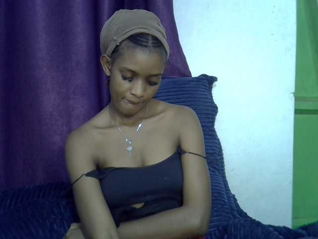 Afrikab1 live cam on BongaCams