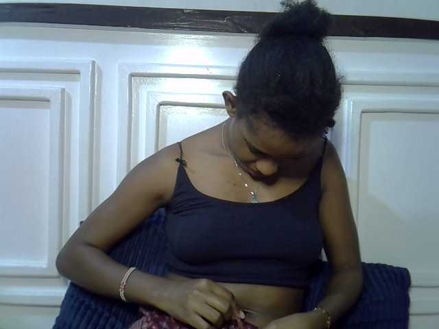 Afrikab1 live cam on BongaCams