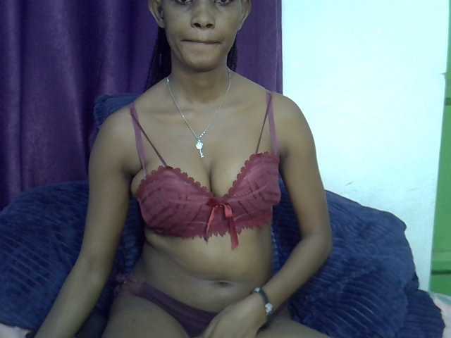 Afrikab1 live cam on BongaCams