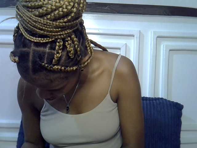 Afrikab1 live cam on BongaCams