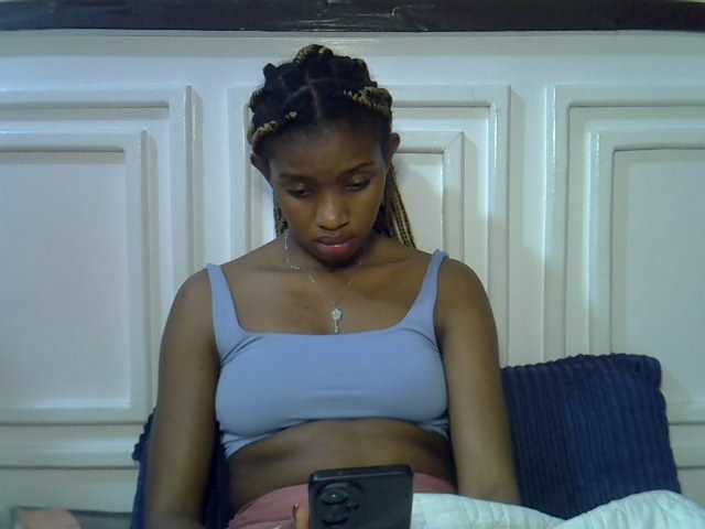 Afrikab1 live cam on BongaCams