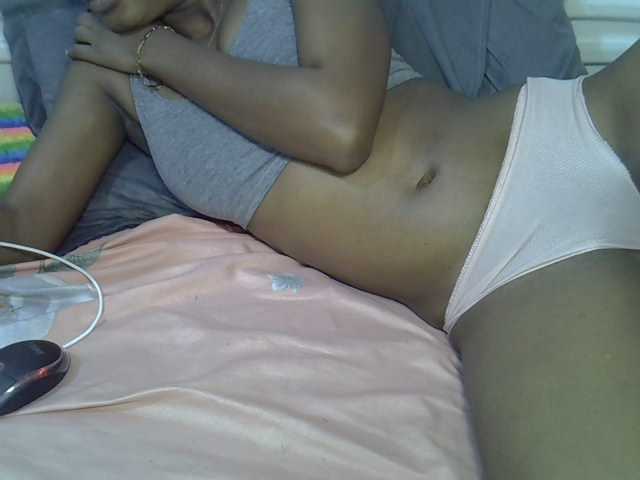 Afrikab1 live cam on BongaCams