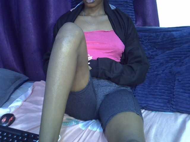 Afrikab1 live cam on BongaCams