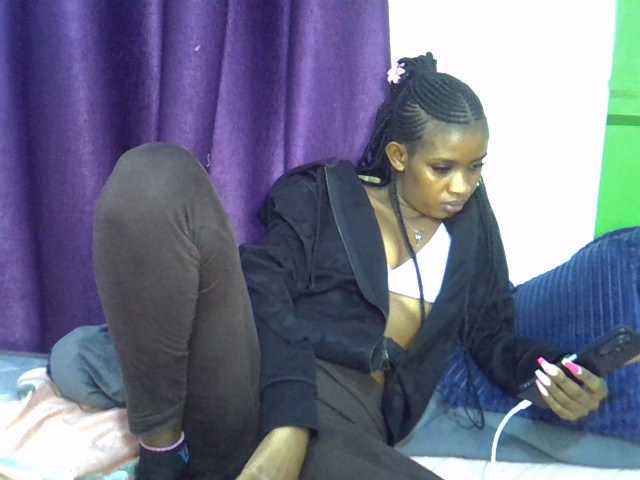 Afrikab1 live cam on BongaCams