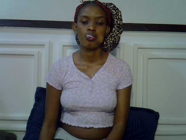Afrikab1 live cam on BongaCams