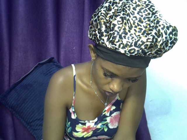 Afrikab1 live cam on BongaCams