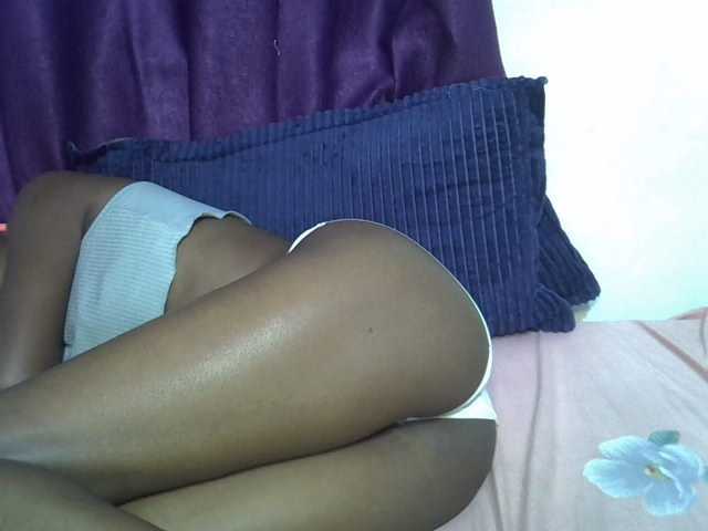 Afrikab1 live cam on BongaCams