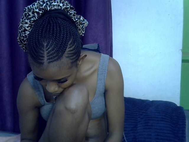 Afrikab1 live cam on BongaCams