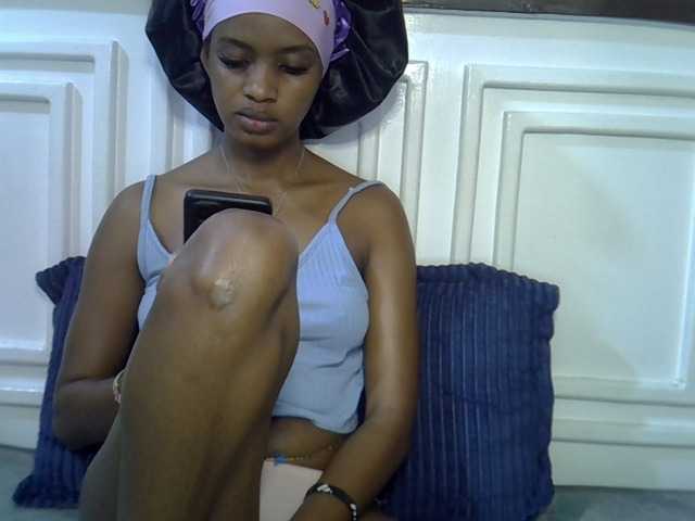 Afrikab1 live cam on BongaCams