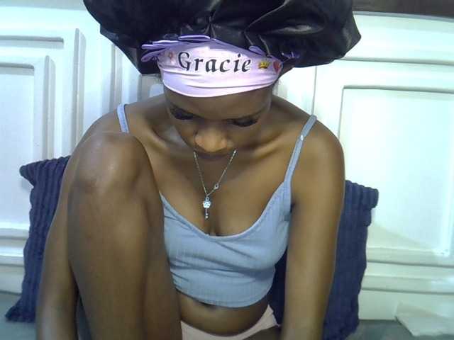 Afrikab1 live cam on BongaCams