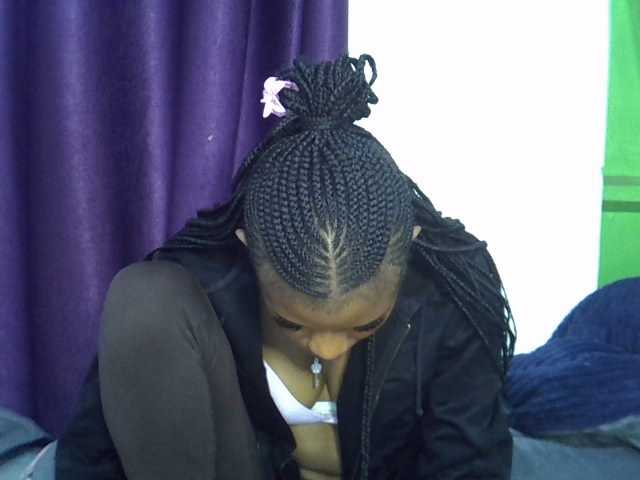 Afrikab1 live cam on BongaCams