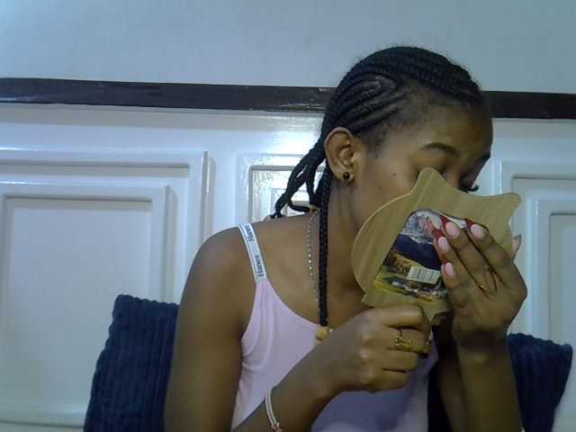 Afrikab1 live cam on BongaCams