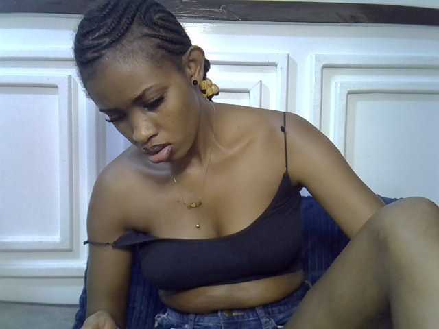 Afrikab1 live cam on BongaCams