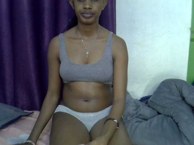 Afrikab1 live cam on BongaCams
