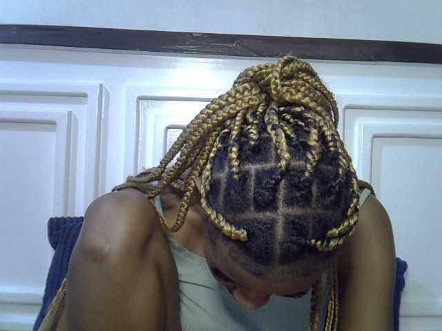 Afrikab1 live cam on BongaCams