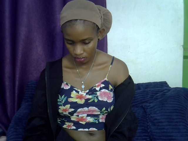 Afrikab1 live cam on BongaCams