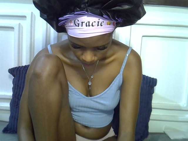 Afrikab1 live cam on BongaCams