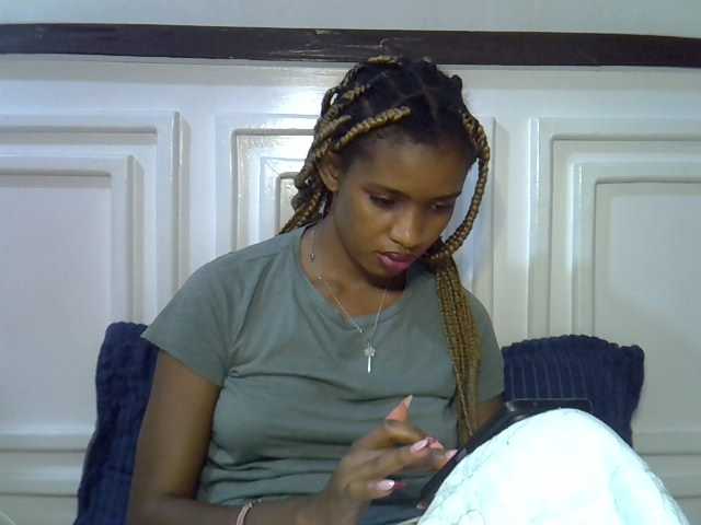 Afrikab1 live cam on BongaCams