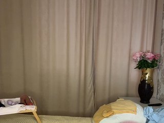 U-Moni Porn Show