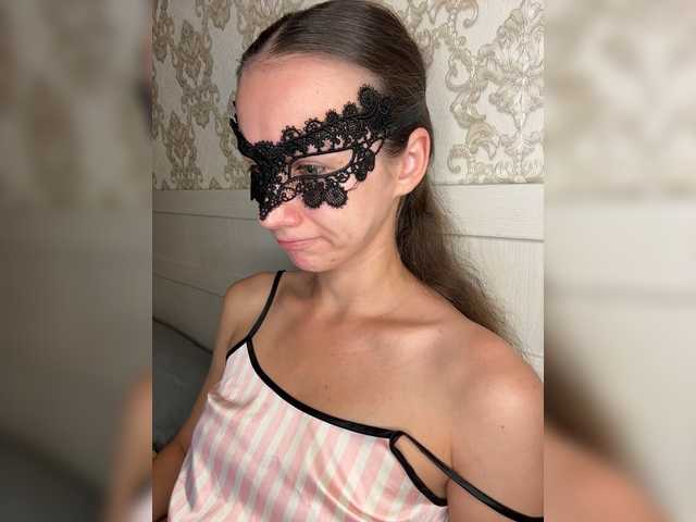 U-Moni live cam on BongaCams