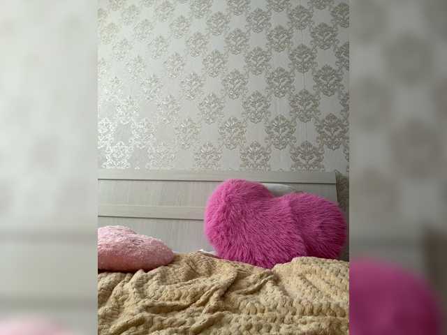 U-Moni live cam on BongaCams