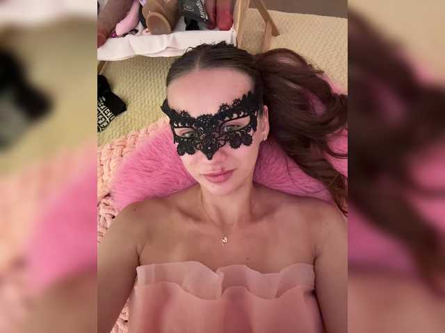 U-Moni live cam on BongaCams