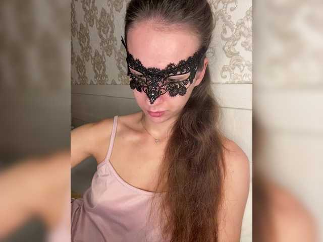 U-Moni live cam on BongaCams