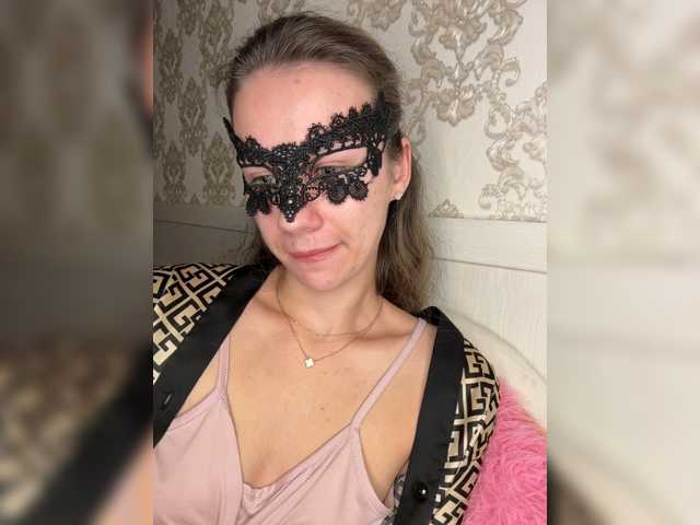 U-Moni live cam on BongaCams