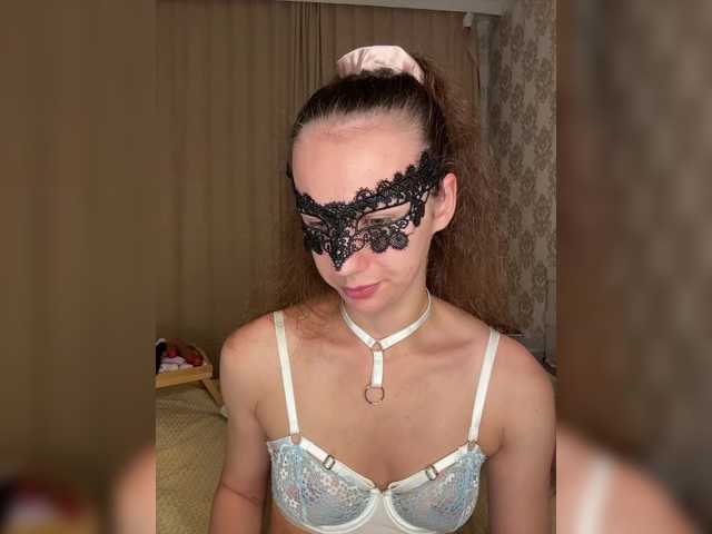 U-Moni live cam on BongaCams