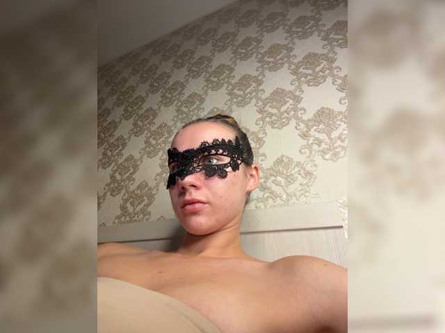 U-Moni live cam on BongaCams