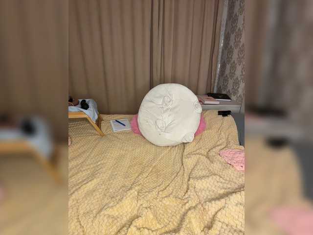 U-Moni live cam on BongaCams