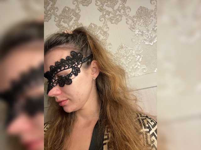 U-Moni live cam on BongaCams