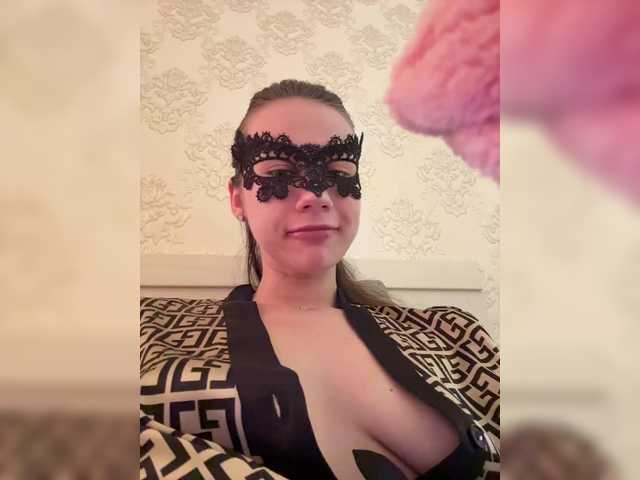 U-Moni live cam on BongaCams